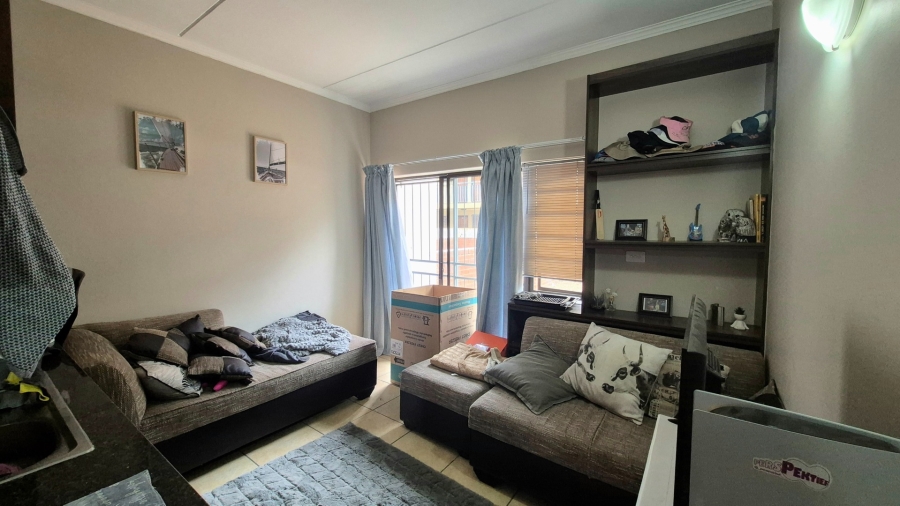1 Bedroom Property for Sale in Die Bult North West